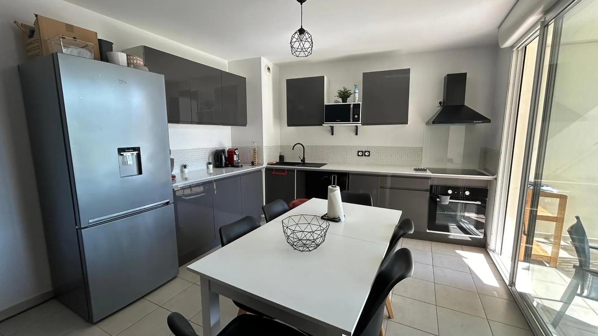 Appartement Charmant T3 Proche Gare Et Plages Toulon Parking Prive